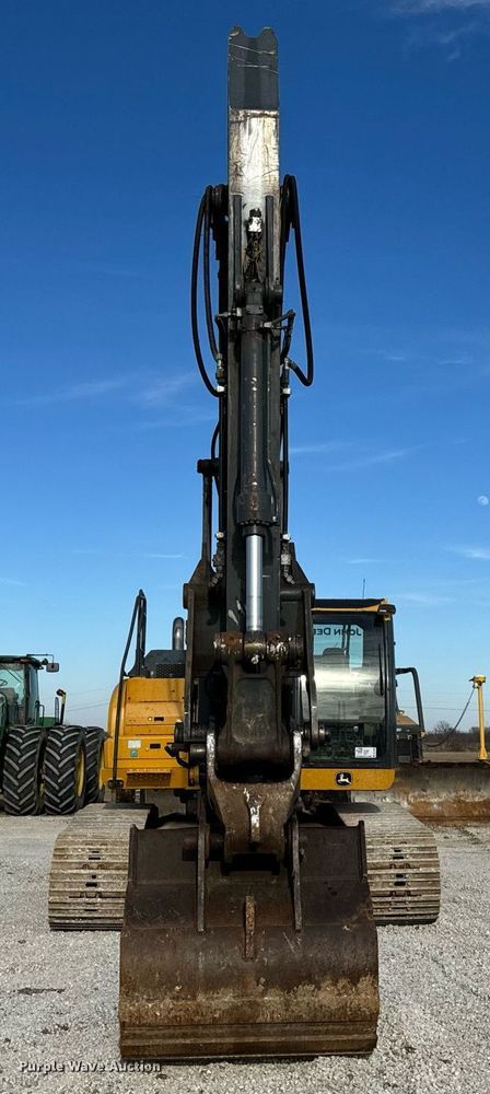 image for item DL4359 2015 John Deere 250G LC excavator