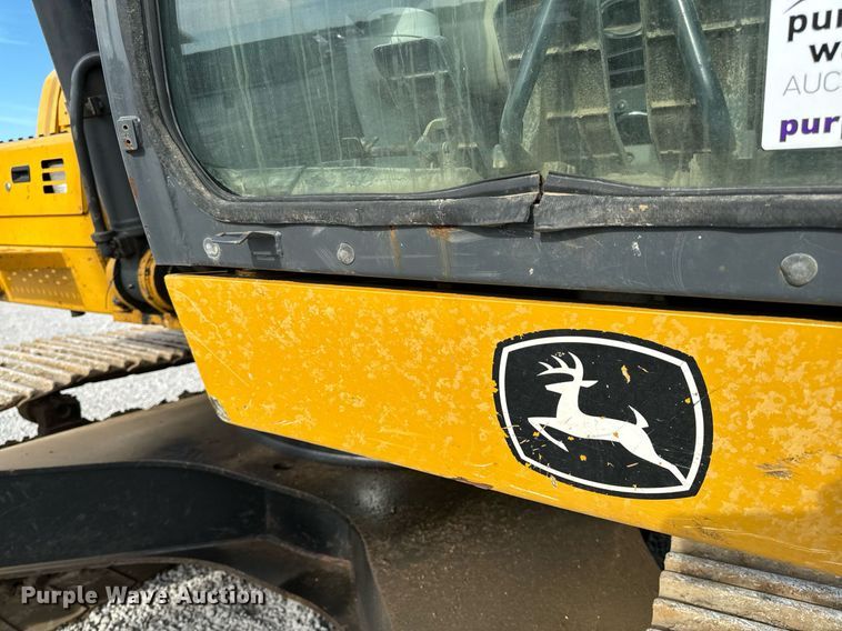 image for item DL4359 2015 John Deere 250G LC excavator