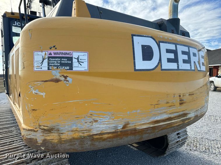 image for item DL4359 2015 John Deere 250G LC excavator