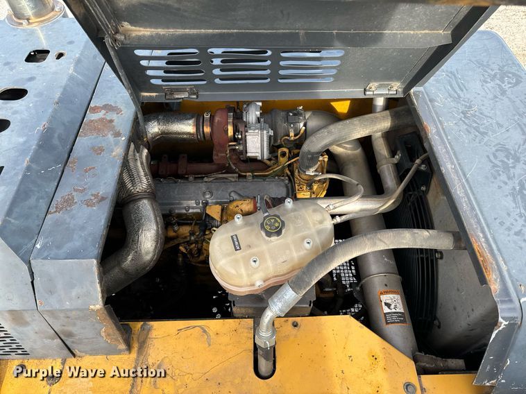 image for item DL4359 2015 John Deere 250G LC excavator