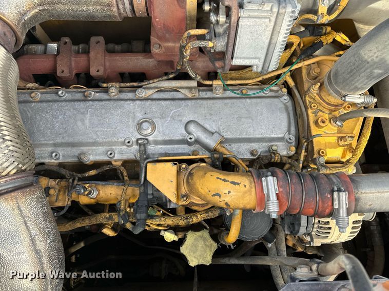 image for item DL4359 2015 John Deere 250G LC excavator