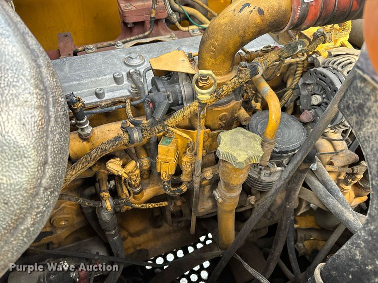 image for item DL4359 2015 John Deere 250G LC excavator