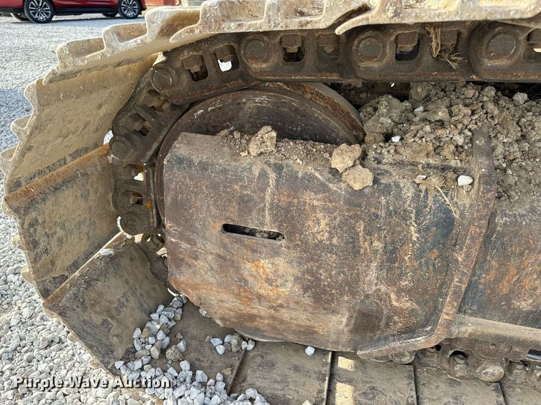 image for item DL4359 2015 John Deere 250G LC excavator