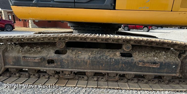 image for item DL4359 2015 John Deere 250G LC excavator