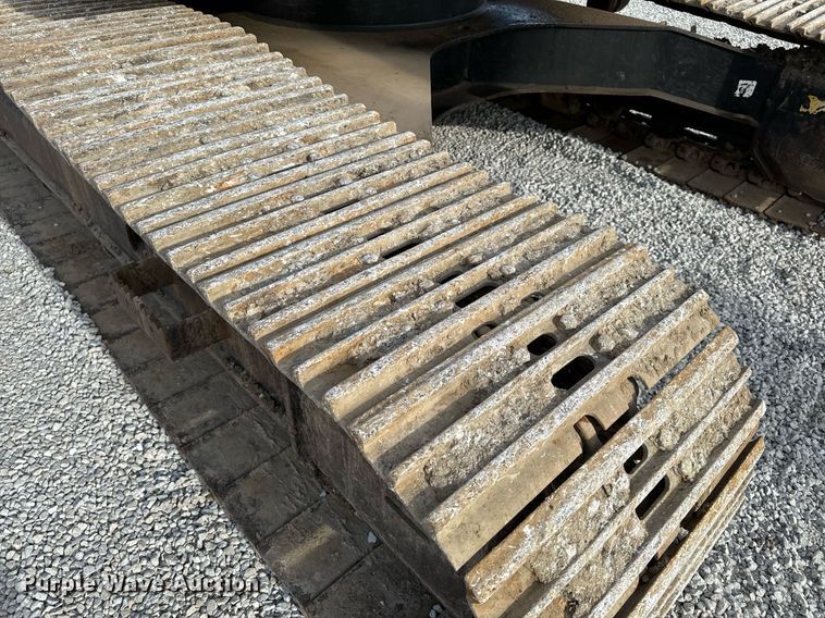 image for item DL4359 2015 John Deere 250G LC excavator