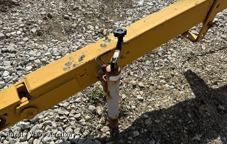 image for item DL4361 Farmstar  1503 manure spreader