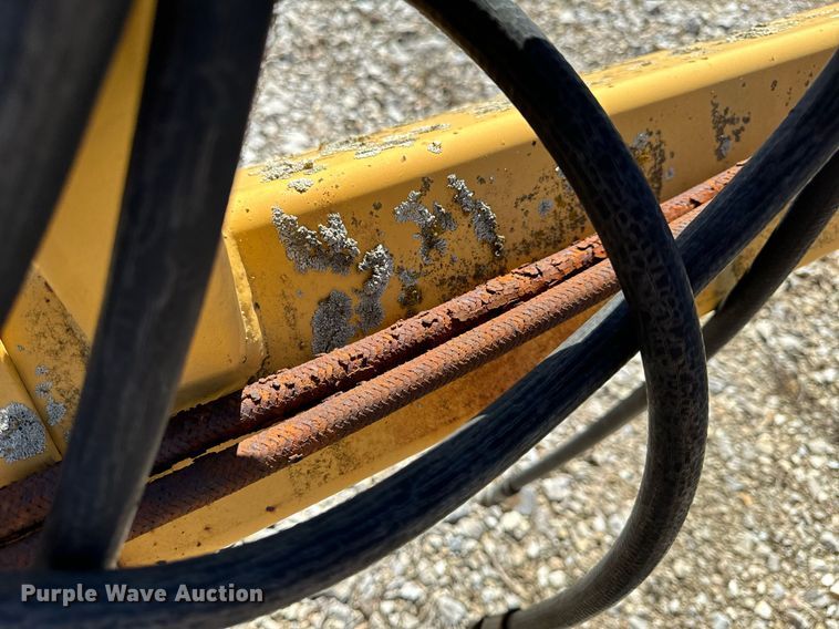 image for item DL4361 Farmstar  1503 manure spreader