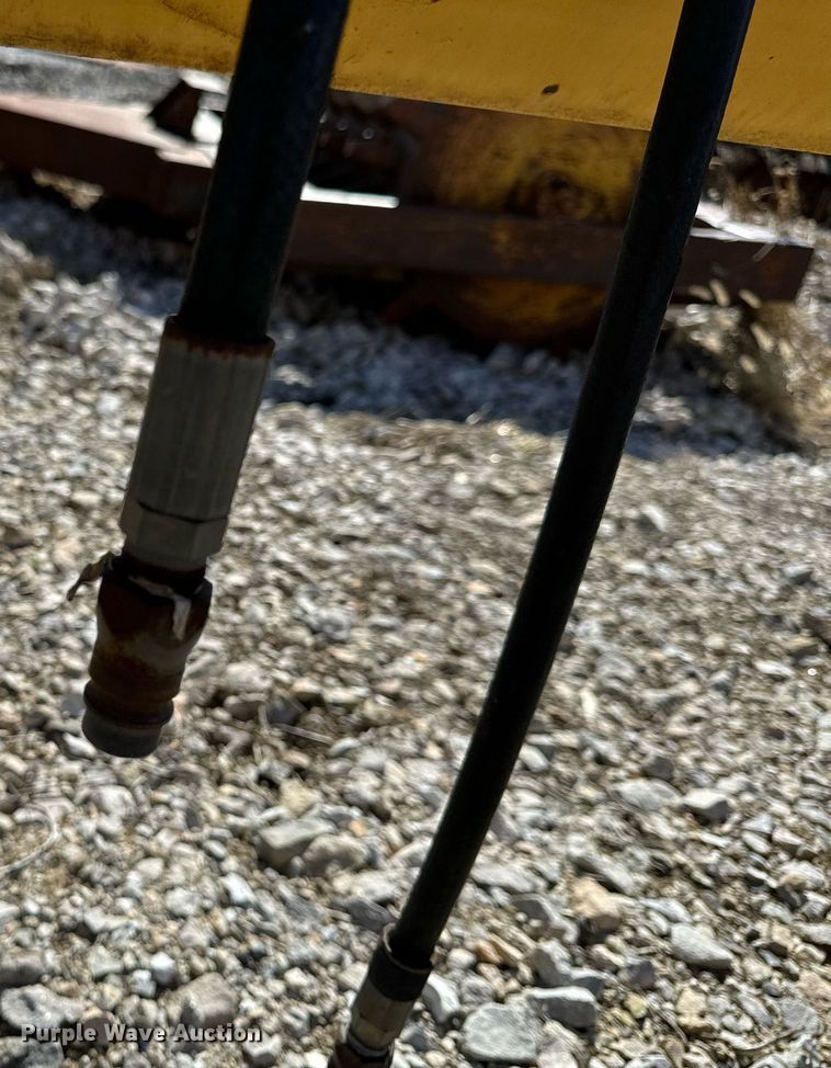 image for item DL4361 Farmstar  1503 manure spreader