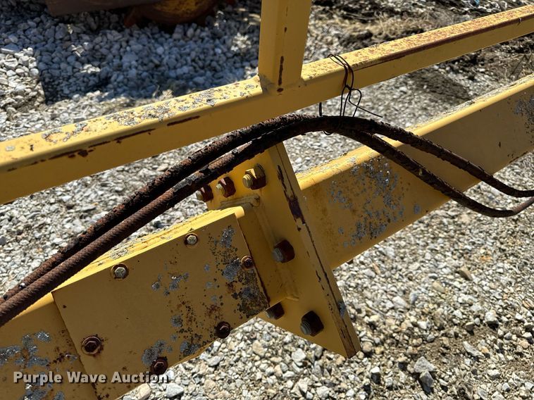 image for item DL4361 Farmstar  1503 manure spreader