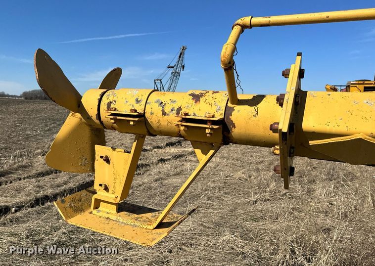 image for item DL4361 Farmstar  1503 manure spreader