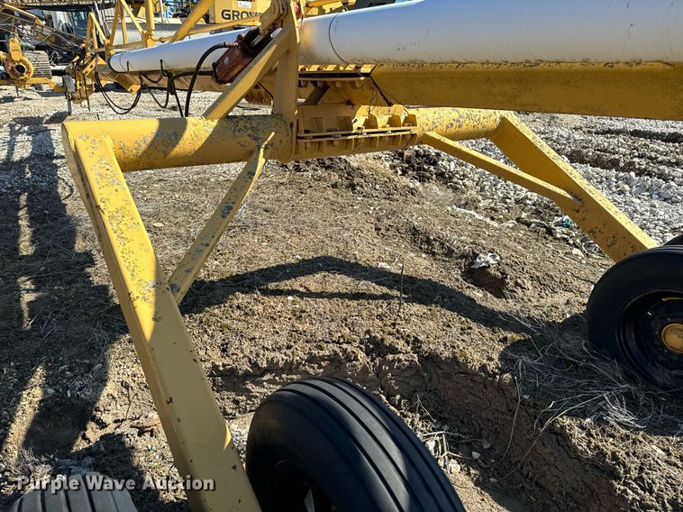 image for item DL4361 Farmstar  1503 manure spreader