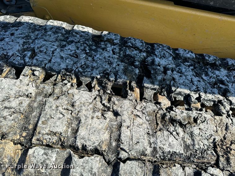 image for item DL4363 2015 Caterpillar 289D tracked skid steer loader