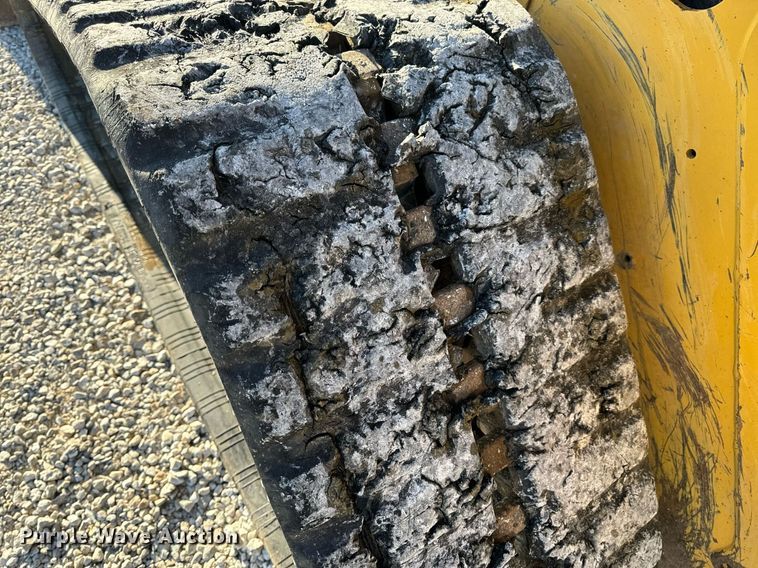 image for item DL4363 2015 Caterpillar 289D tracked skid steer loader