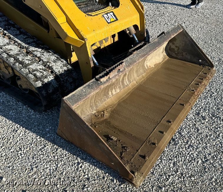 image for item DL4363 2015 Caterpillar 289D tracked skid steer loader