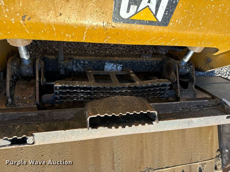 image for item DL4363 2015 Caterpillar 289D tracked skid steer loader