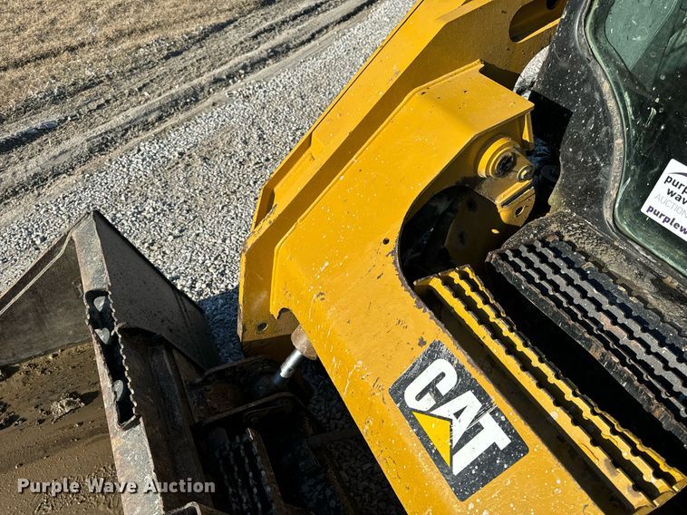 image for item DL4363 2015 Caterpillar 289D tracked skid steer loader
