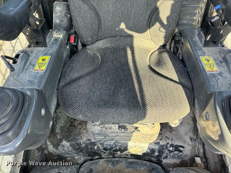 image for item DL4363 2015 Caterpillar 289D tracked skid steer loader