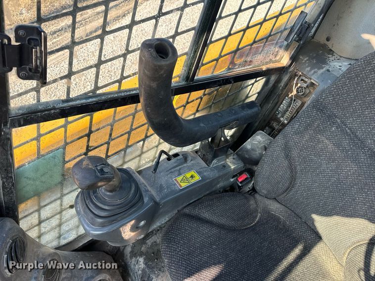 image for item DL4363 2015 Caterpillar 289D tracked skid steer loader