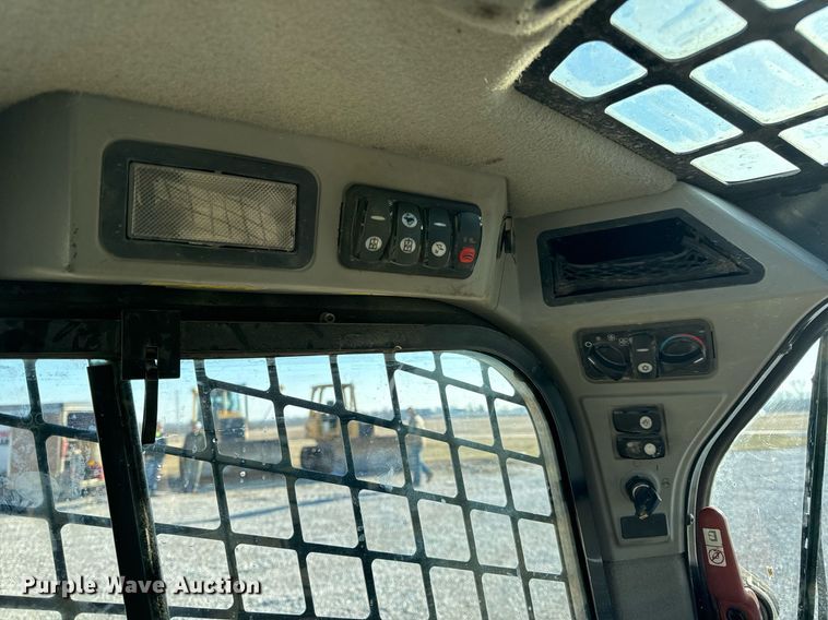 image for item DL4363 2015 Caterpillar 289D tracked skid steer loader