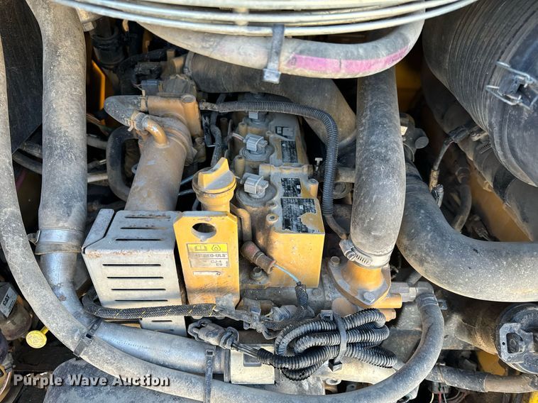 image for item DL4363 2015 Caterpillar 289D tracked skid steer loader