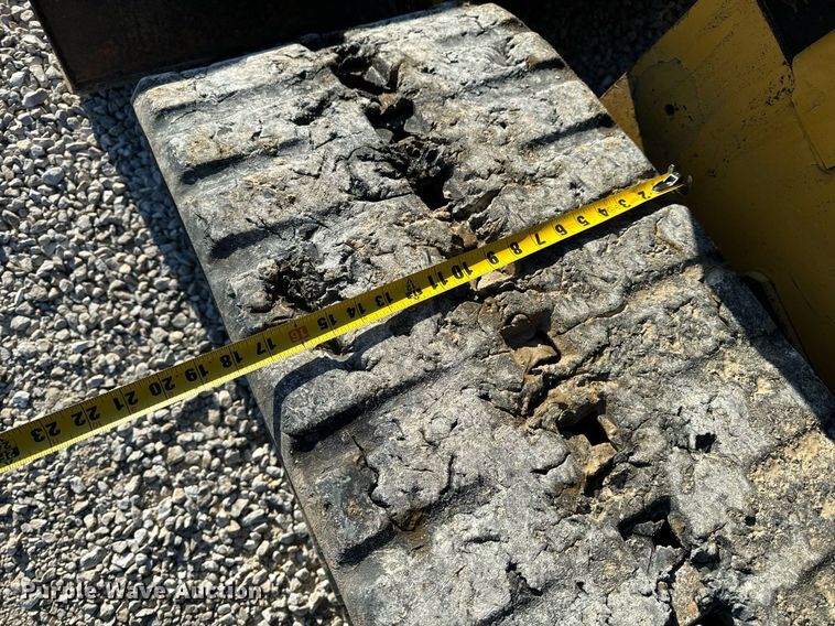 image for item DL4363 2015 Caterpillar 289D tracked skid steer loader