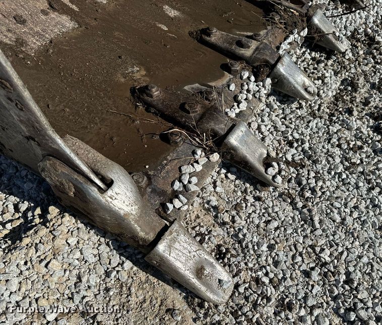 image for item DL4364 1997 Caterpillar 953C loader