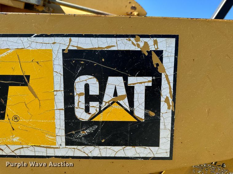 image for item DL4364 1997 Caterpillar 953C loader