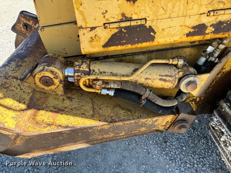 image for item DL4364 1997 Caterpillar 953C loader