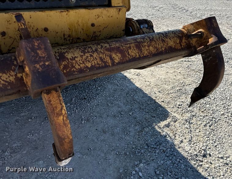 image for item DL4364 1997 Caterpillar 953C loader