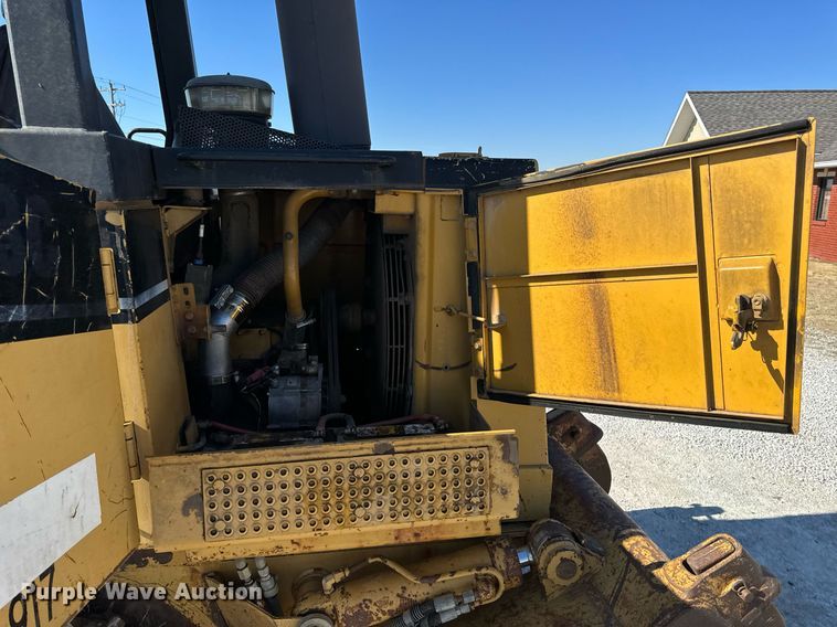 image for item DL4364 1997 Caterpillar 953C loader