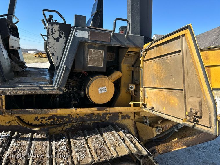 image for item DL4364 1997 Caterpillar 953C loader