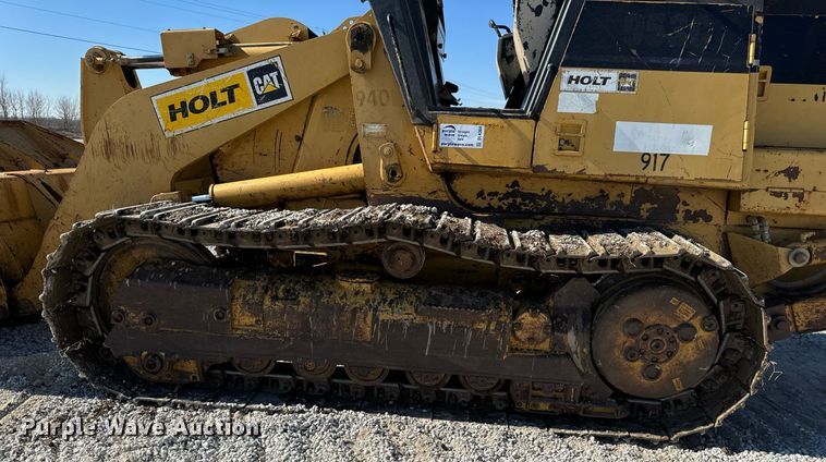 image for item DL4364 1997 Caterpillar 953C loader
