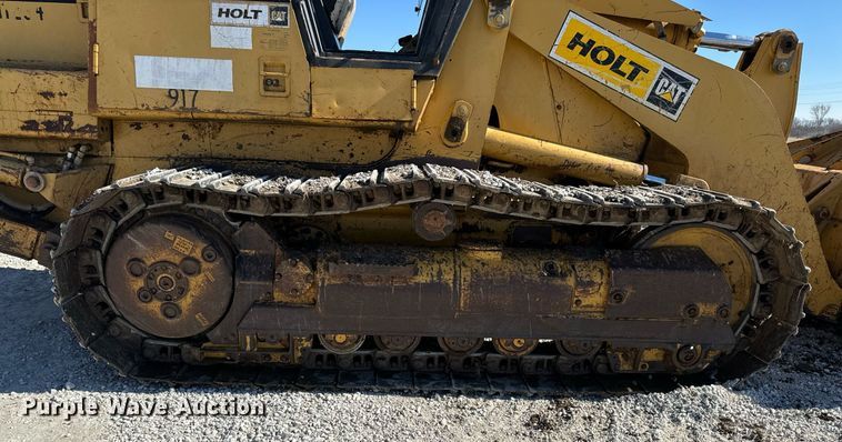 image for item DL4364 1997 Caterpillar 953C loader