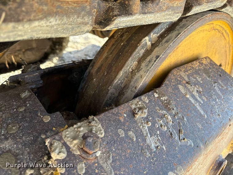 image for item DL4364 1997 Caterpillar 953C loader