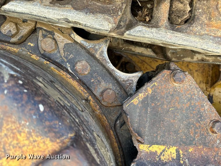 image for item DL4364 1997 Caterpillar 953C loader