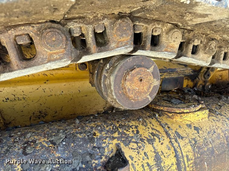 image for item DL4364 1997 Caterpillar 953C loader