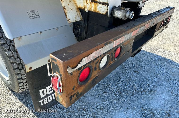 image for item DL4365 2007 Freightliner  Columbia fuel / lube truck