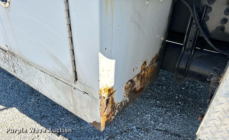 image for item DL4365 2007 Freightliner  Columbia fuel / lube truck