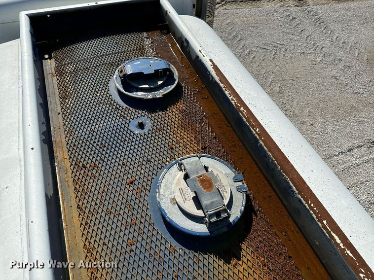 image for item DL4365 2007 Freightliner  Columbia fuel / lube truck