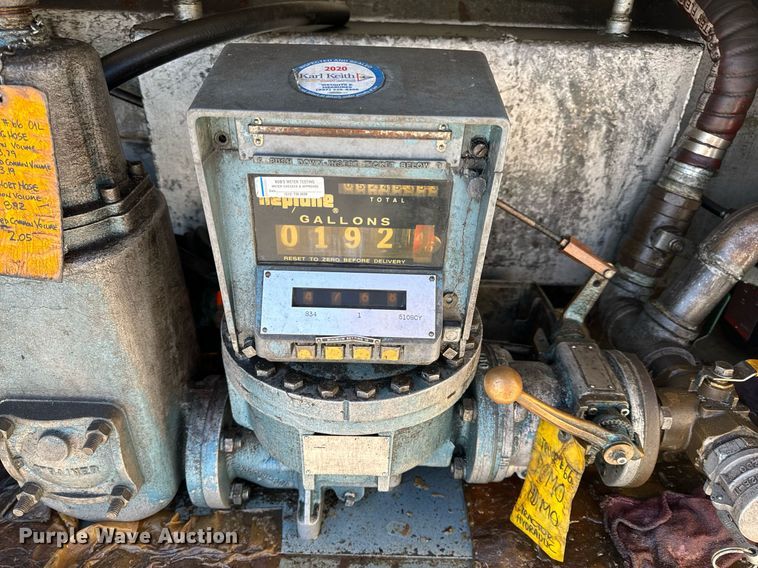 image for item DL4365 2007 Freightliner  Columbia fuel / lube truck