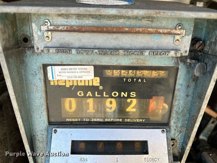 image for item DL4365 2007 Freightliner  Columbia fuel / lube truck