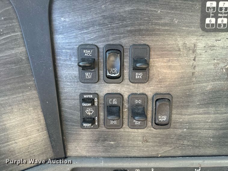 image for item DL4365 2007 Freightliner  Columbia fuel / lube truck