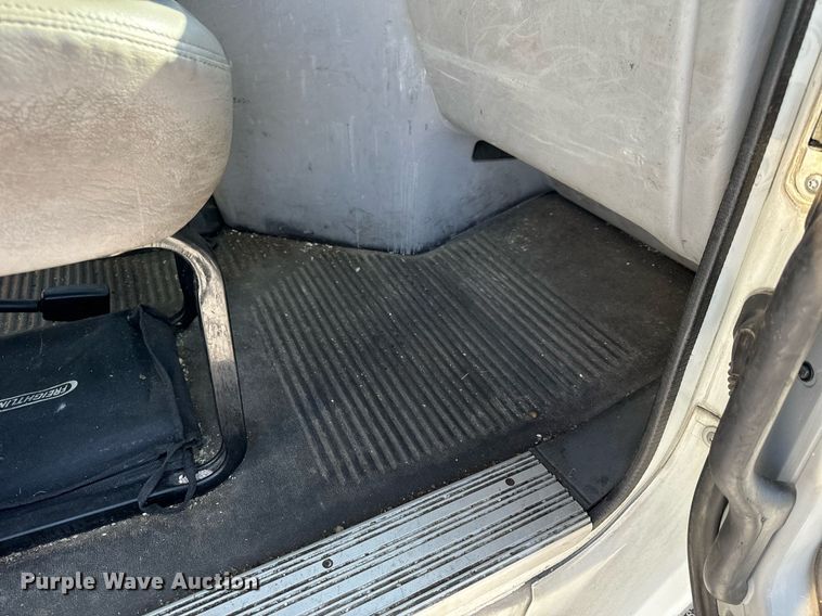 image for item DL4365 2007 Freightliner  Columbia fuel / lube truck