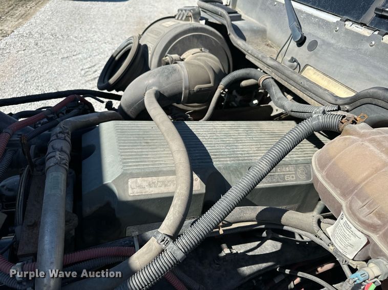 image for item DL4365 2007 Freightliner  Columbia fuel / lube truck