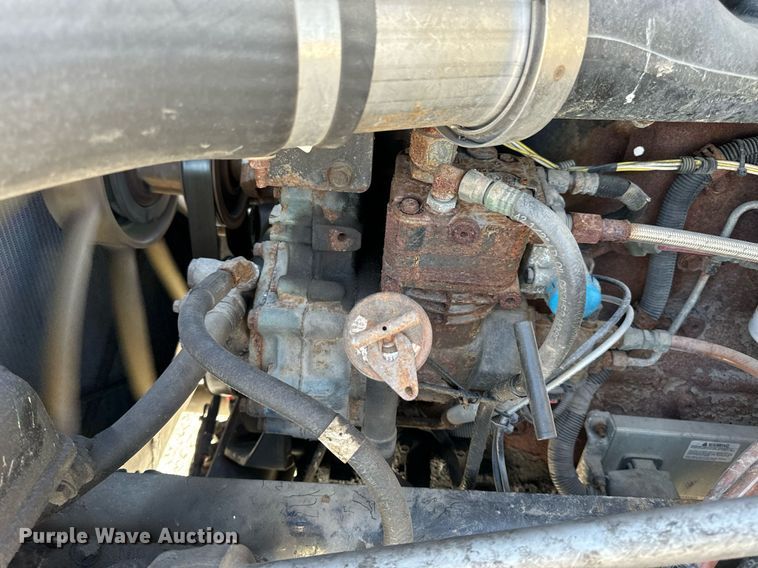 image for item DL4365 2007 Freightliner  Columbia fuel / lube truck