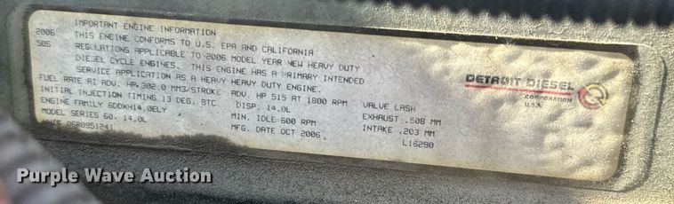 image for item DL4365 2007 Freightliner  Columbia fuel / lube truck