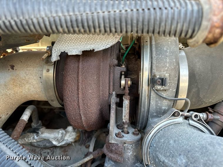 image for item DL4365 2007 Freightliner  Columbia fuel / lube truck