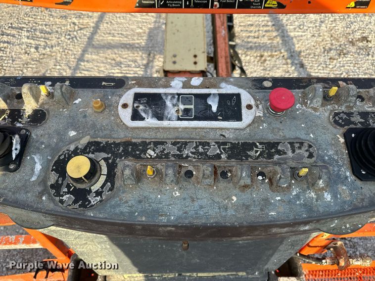 image for item DL4366 2006 JLG 600SC boom lift