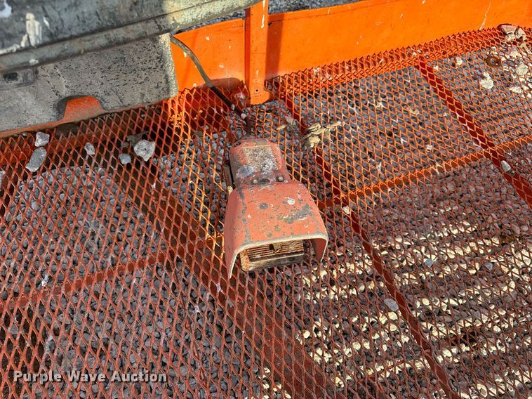 image for item DL4366 2006 JLG 600SC boom lift