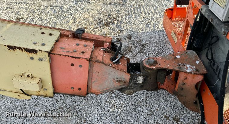 image for item DL4366 2006 JLG 600SC boom lift